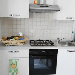 https://la-cinisara.palermohotels.org