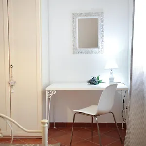 https://il-giardinetto-cinisi.palermohotels.org