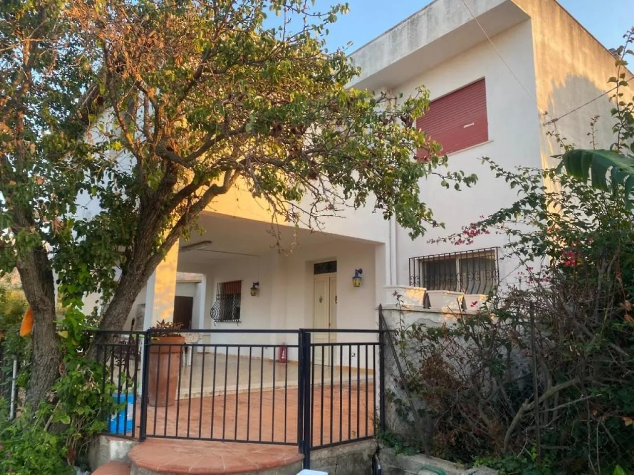 Villa Iremia location
